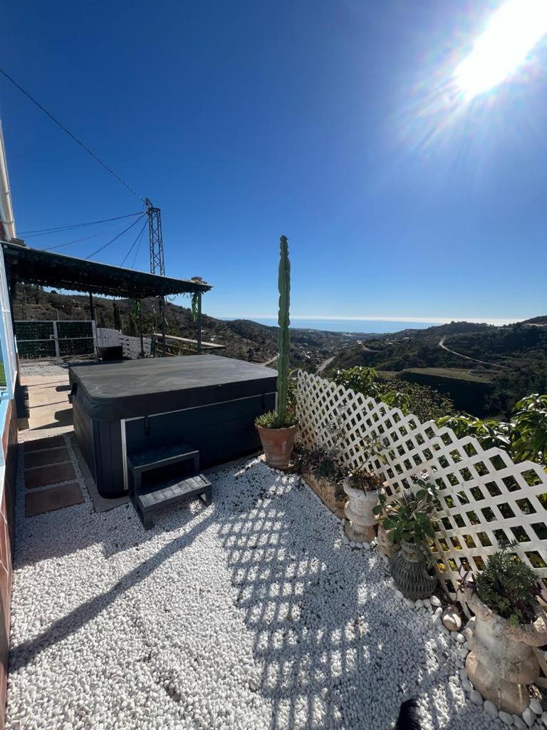 Casa Rural Malaga Monkey Love Con Jacuzzi Иснате Экстерьер фото